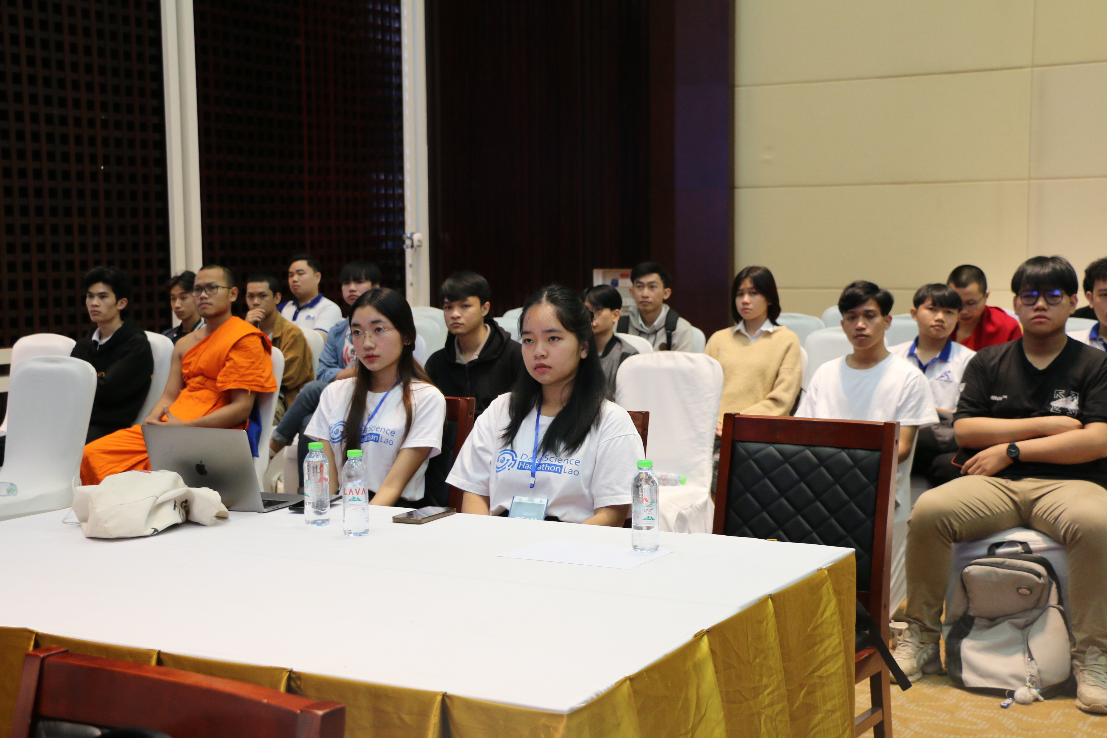 MPT- ການແຂ່ງຂັນ Data Science Hackathon Lao